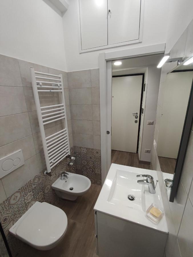 Appartement Lotto 30 Metro Garbatella à Rome Extérieur photo