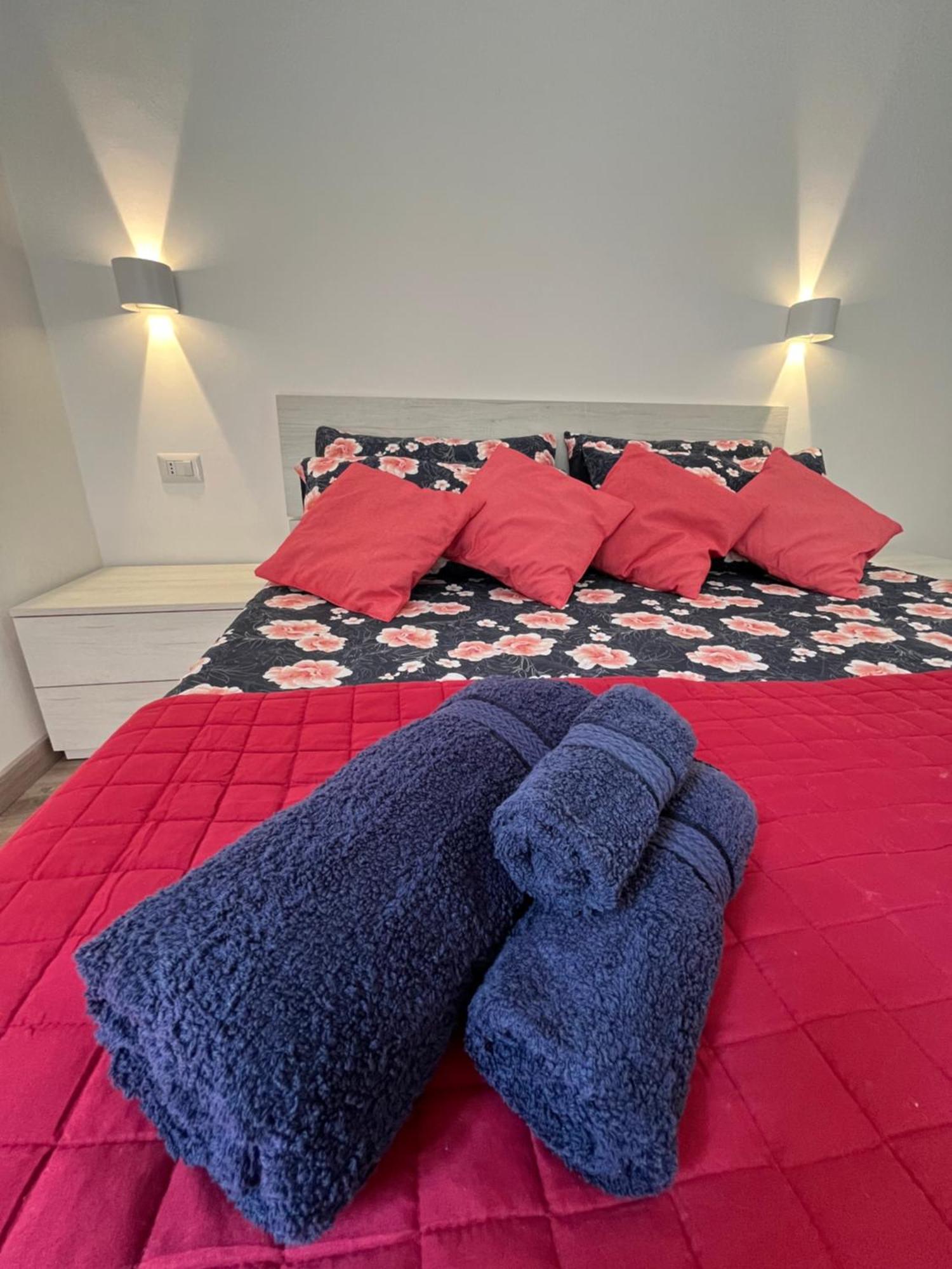 Appartement Lotto 30 Metro Garbatella à Rome Extérieur photo